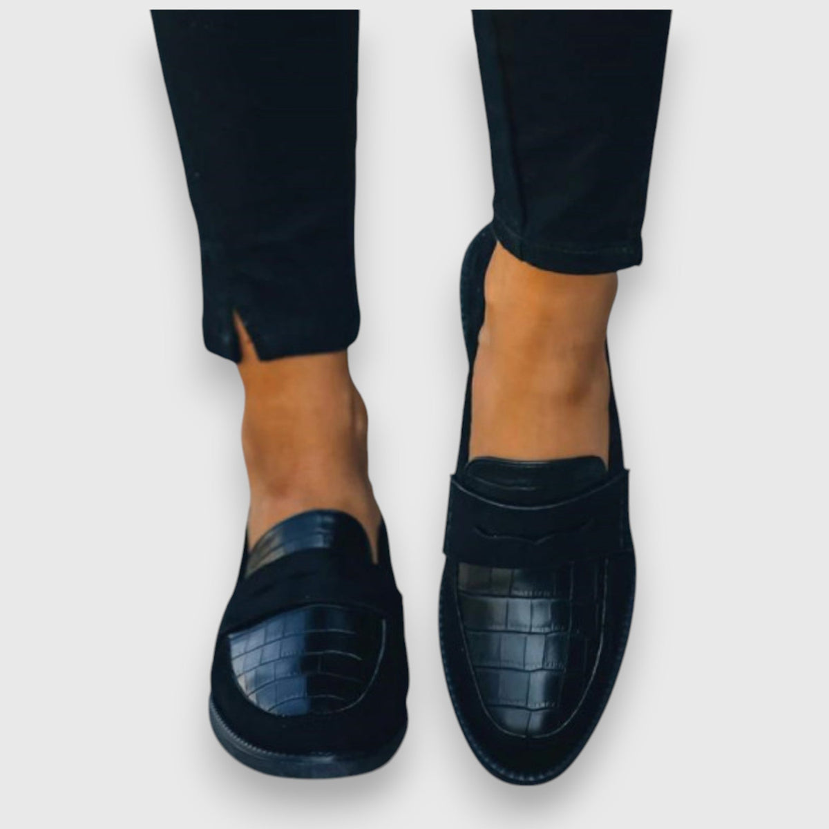 SARA | LOAFERS