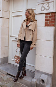 Zorica | Cropped Double-Breasted Trench Coat in Khaki