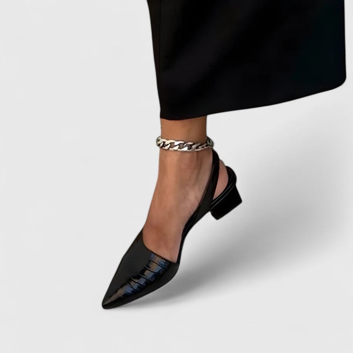DELTA | QUILTED WIDE-FIT SANDALS