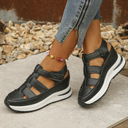 Women's shoes
