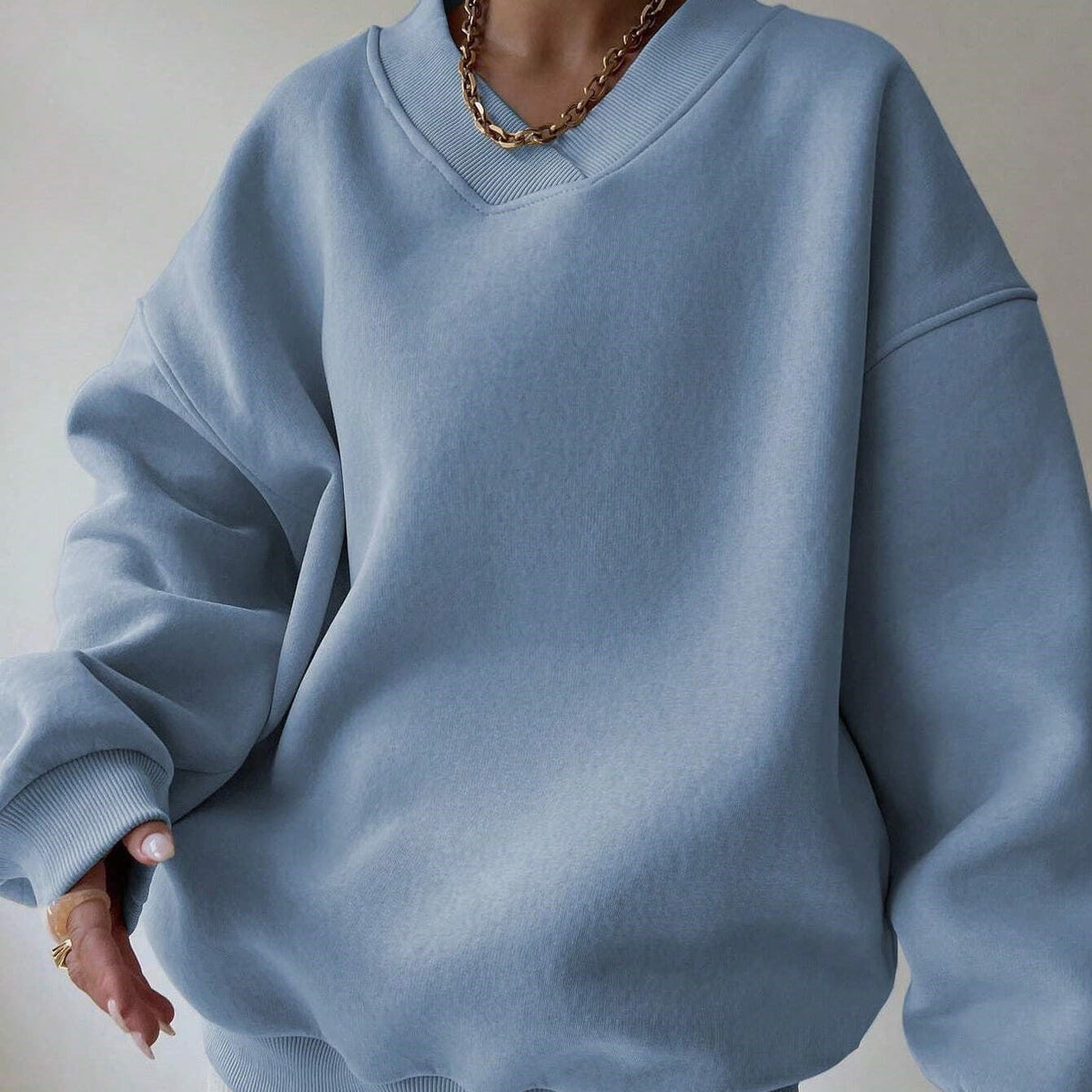 Shawanda | V-Neck Sweatshirt