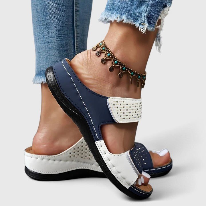 CHELRIE | WIDE-FIT ORTHOPAEDIC SANDALS
