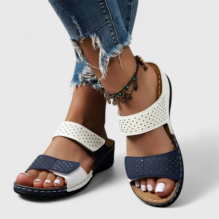 CHELRIE | WIDE-FIT ORTHOPAEDIC SANDALS