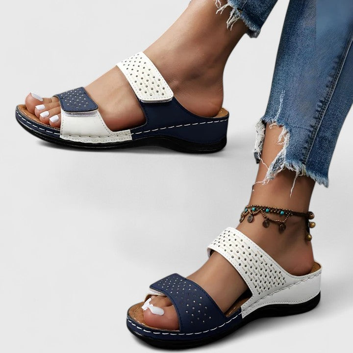 CHELRIE | WIDE-FIT ORTHOPAEDIC SANDALS