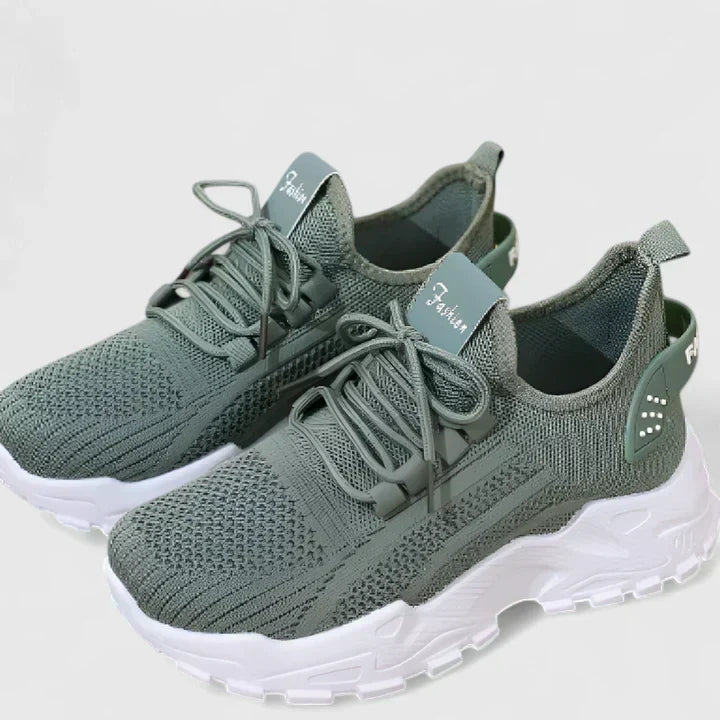 Benigna | Orthopaedic Trainers