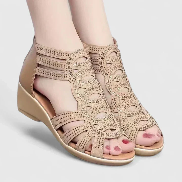 ALANA | WIDE-FIT ANTI-SLIP SANDALS