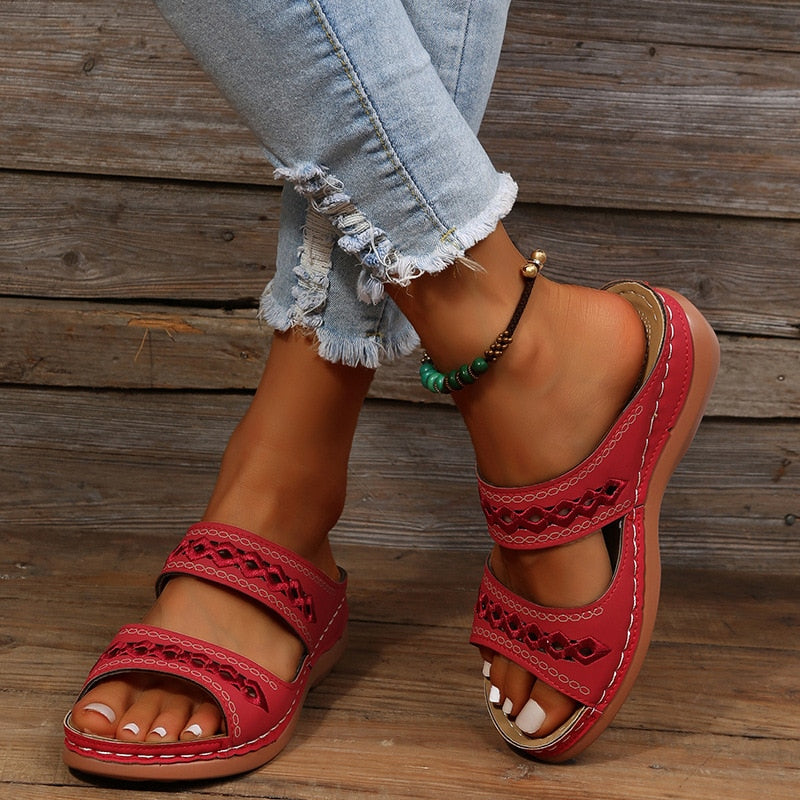 Women's sandals in Red