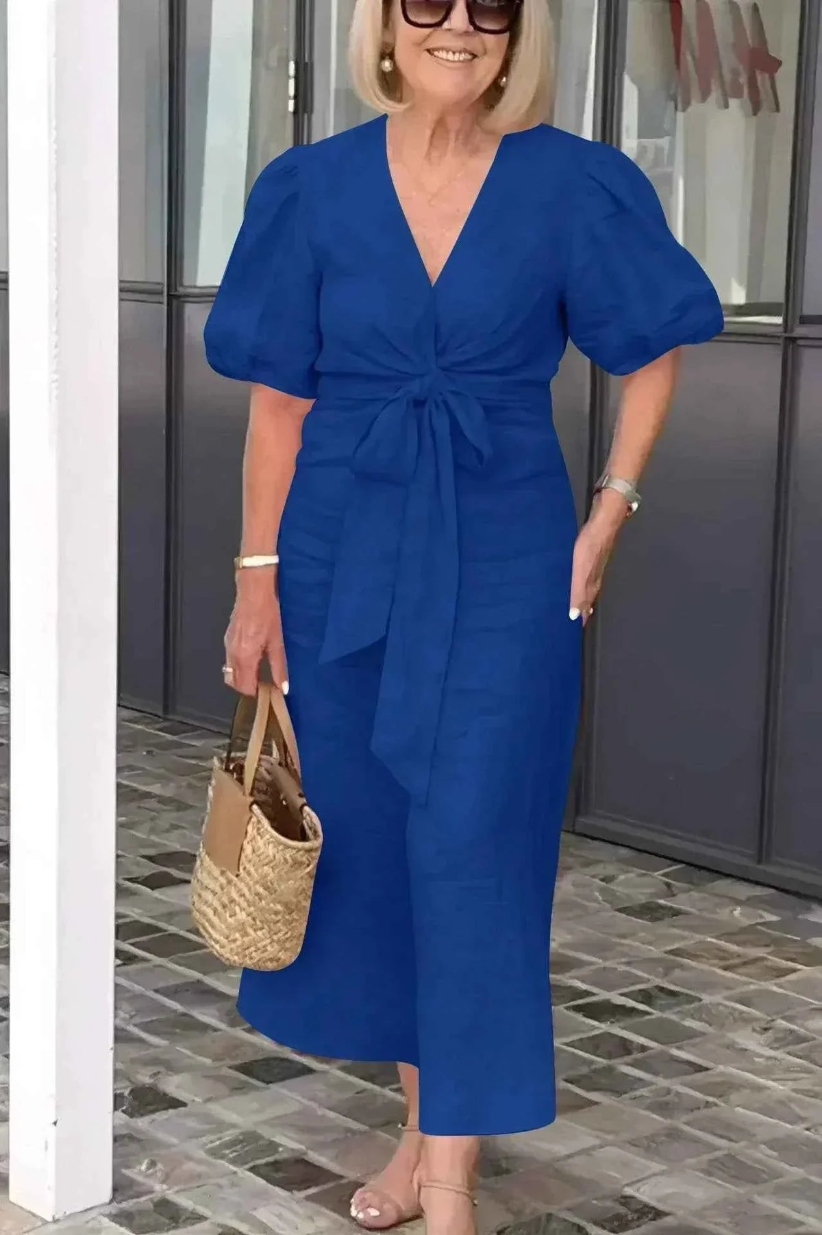 Lynora | Shouting Elegant Midi Dress White V-Neck