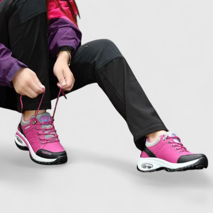 LESLIE | ANTI-SLIP LIGHTWEIGHT TRAINERS