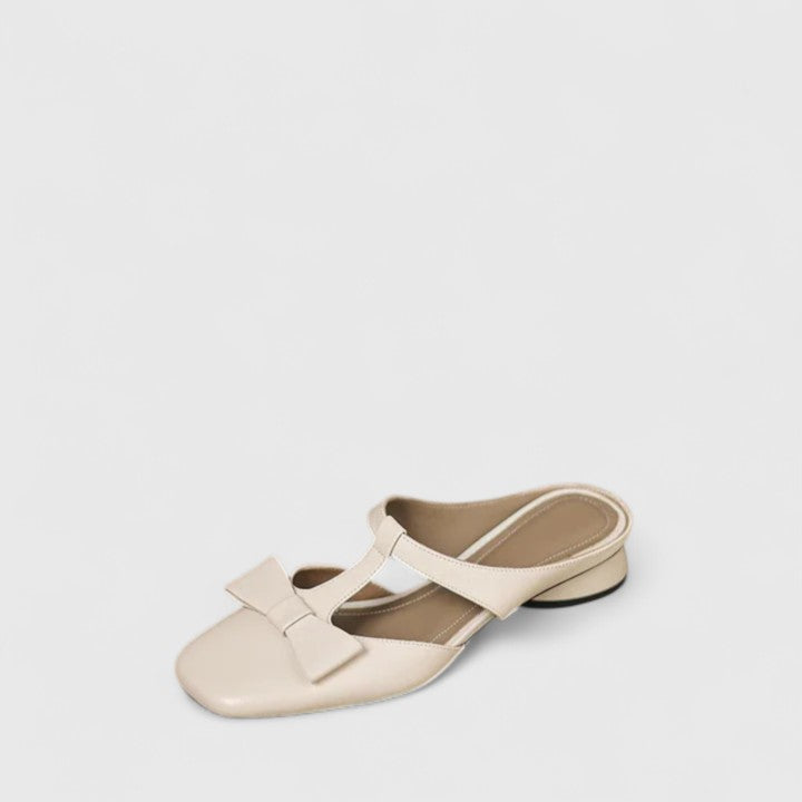 JUNIA | WIDE-FIT SANDALS