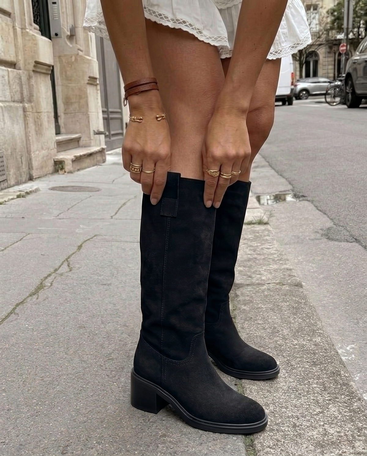 Florentine high block-heel boots in black