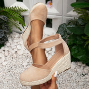 Women's sandals in Beige