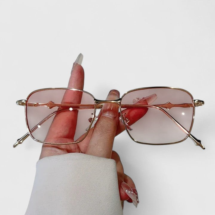 RAYGYNN | VINTAGE SUNGLASSES