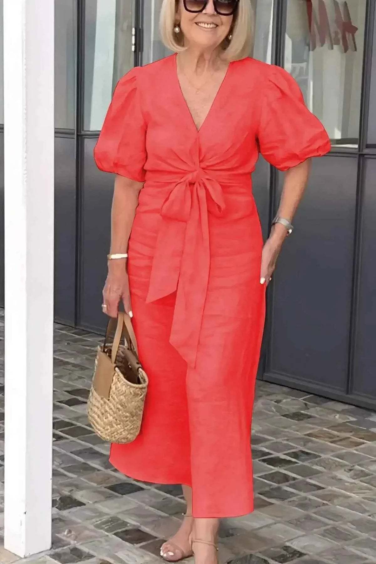 LYNORA | V-NECK MIDI DRESS