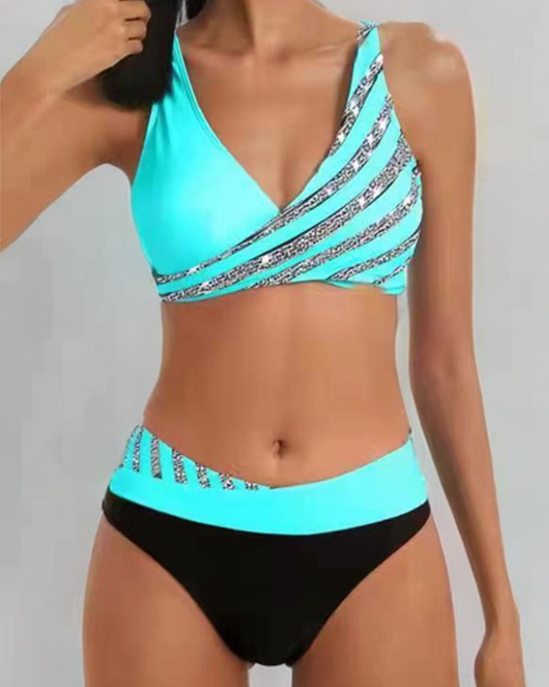 Mona | Bikini With A Print In Warm Tints