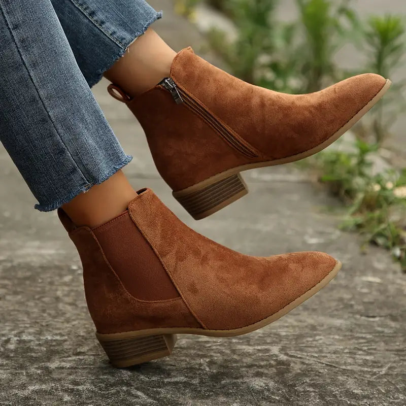 Women's boots in Brown
