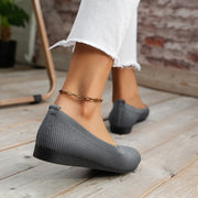 Women's shoes