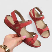 Avrie | Comfortable Flat Sandals