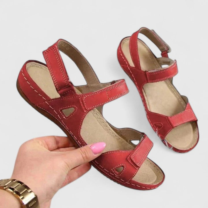 AVRIE | QUILTED FLAT SANDALS