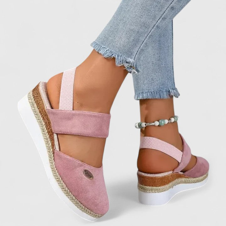 AMELIAH | QUILTED PLATFORM SANDALS