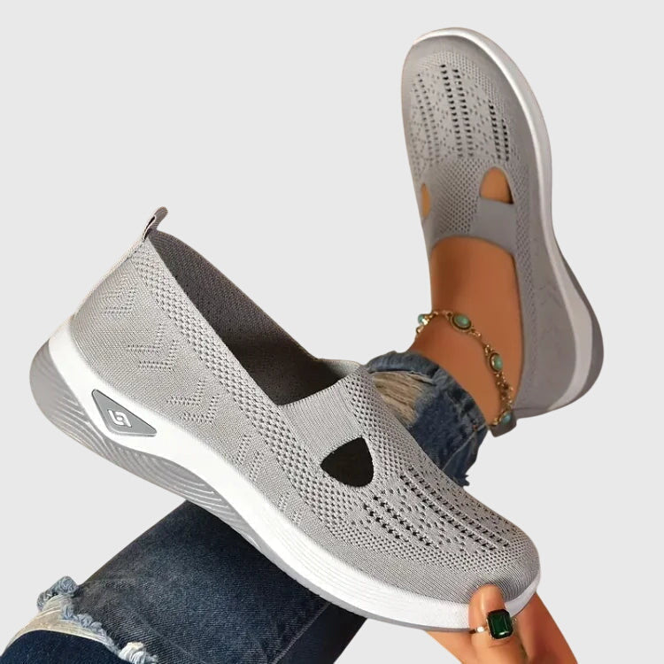 CUSHIONED SHOES