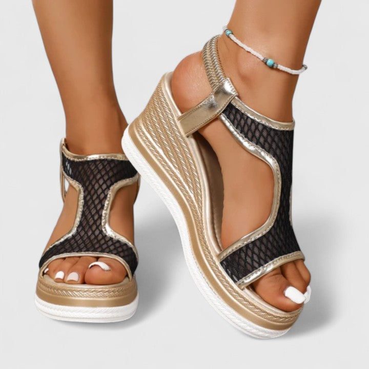 DELILAH | WIDE-FIT ANTI-SLIP SANDALS