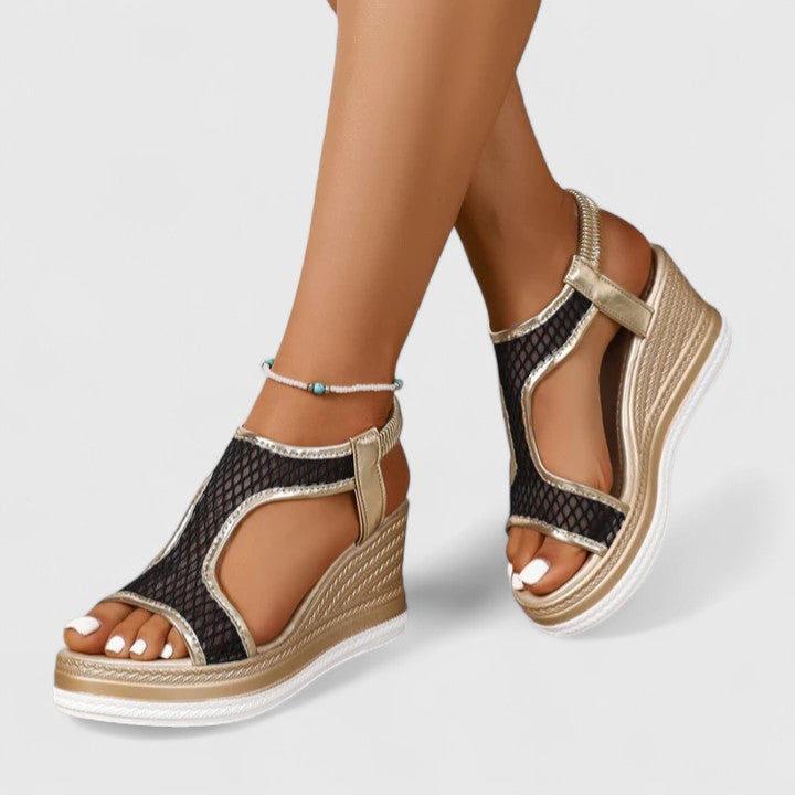DELILAH | WIDE-FIT ANTI-SLIP SANDALS