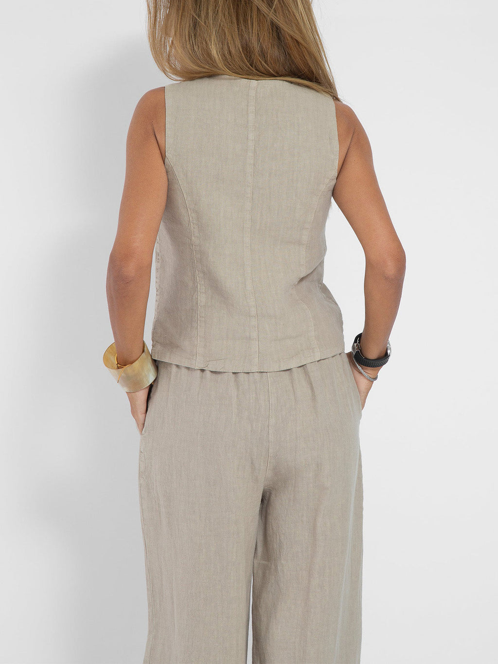 AIRA | BUTTON-FRONT SLEEVELESS CO-ORD SET