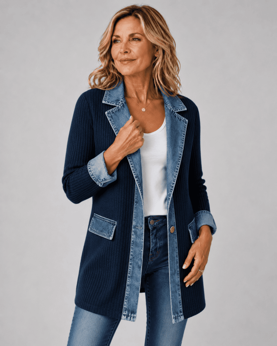 Women's jacket with contrasting trim, an open front and a longline silhouette