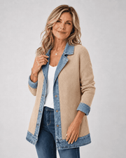 Women's jacket with contrasting trim, an open front and a longline silhouette