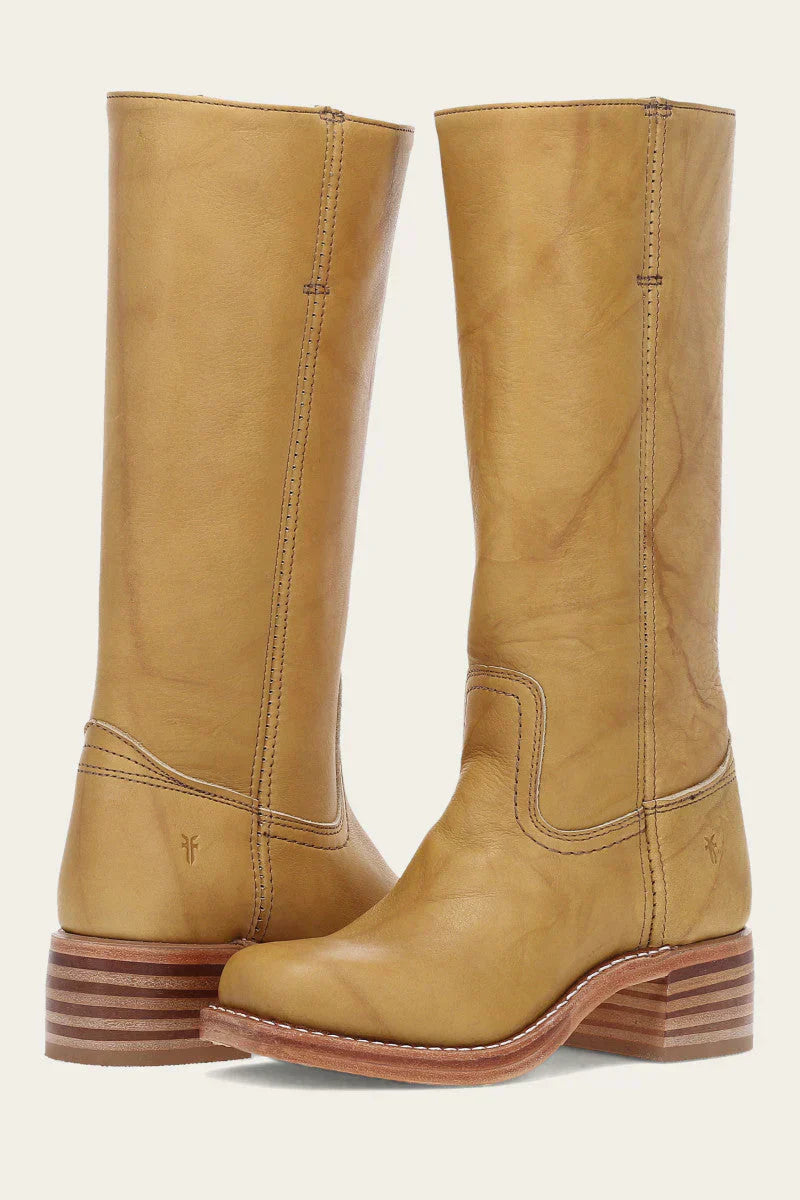 Women's boots in Light Brown