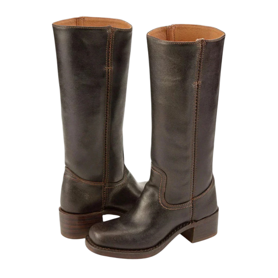 Women's knee-high boots with a knee-high shaft, a straight shaft and a rounded toe