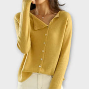 Women's cardigan with a button front, a round neckline and long sleeves