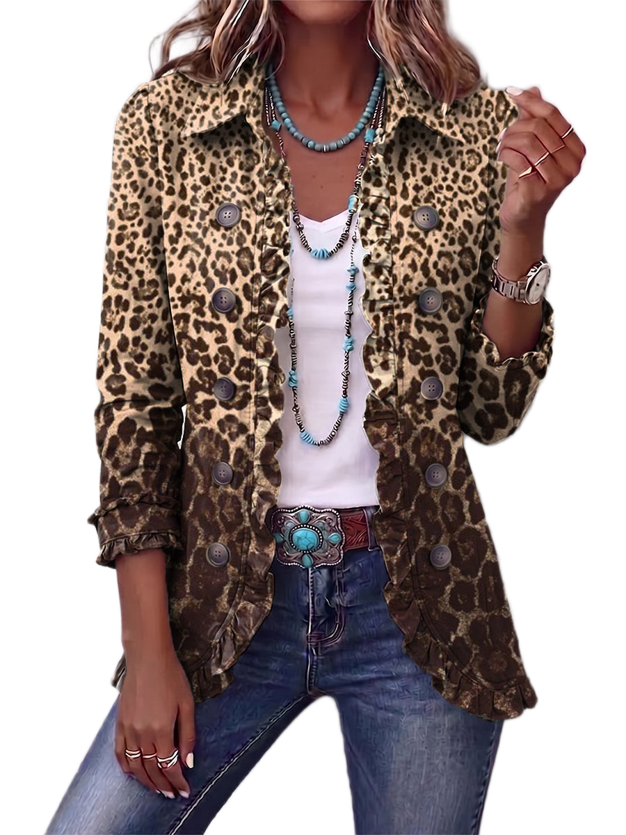 Women's jacket with leopard print, a shirt-style collar and decorative buttons