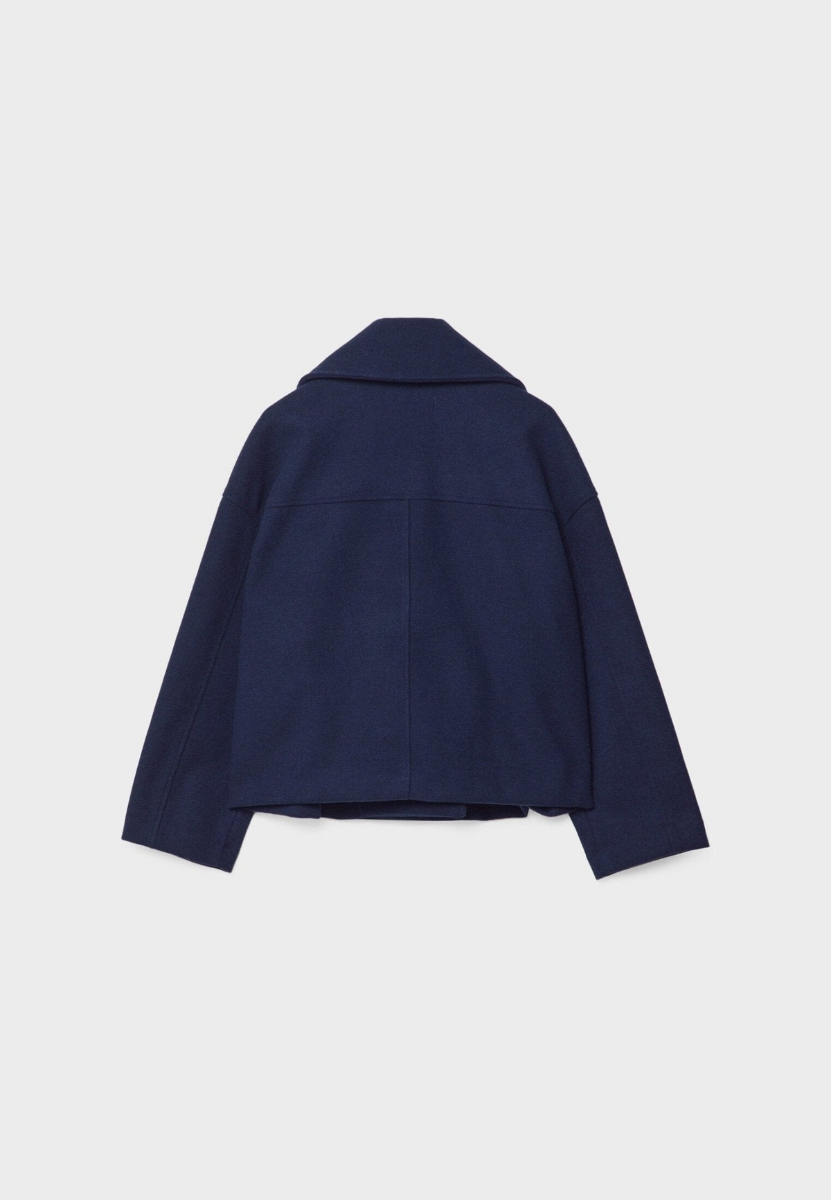 Women's jacket with a cropped silhouette, a double-breasted front and notched lapels