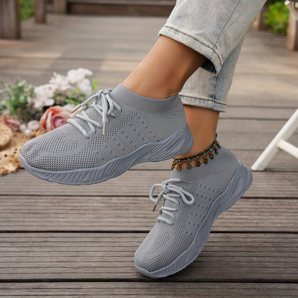 LÉA | TRAINERS