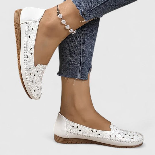 ADALIE | FLAT WIDE-FIT SANDALS