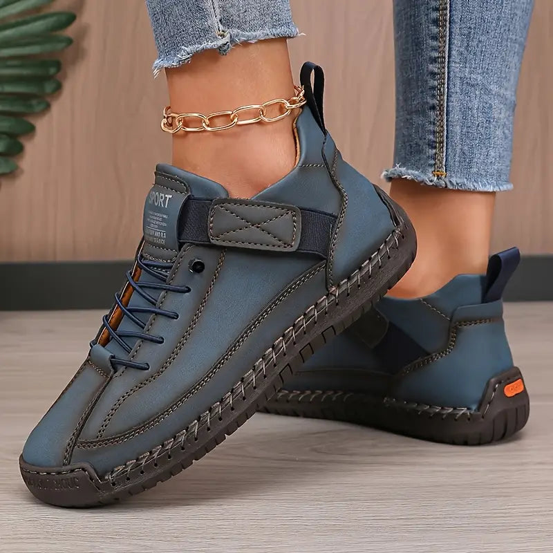 Women's trainers