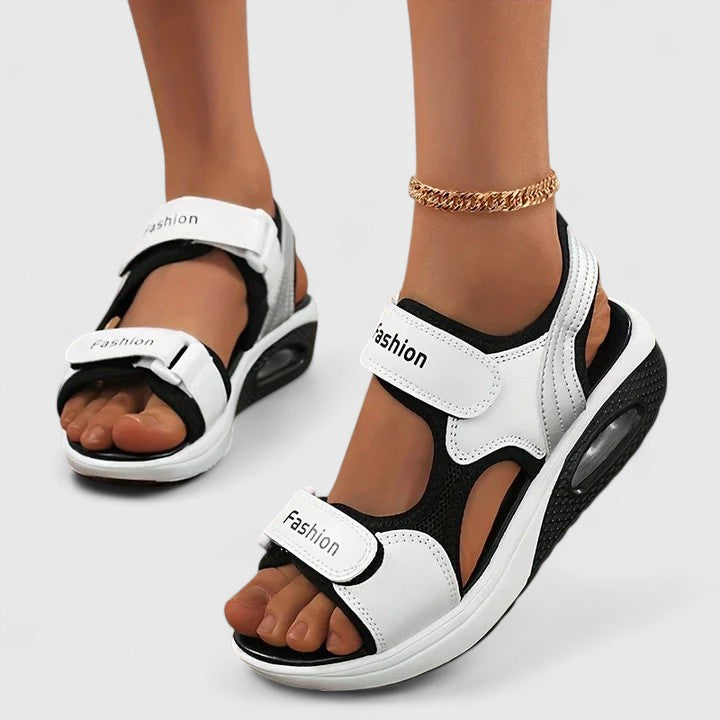 CARRA | WIDE-FIT ORTHOPAEDIC SANDALS