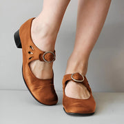 Women's sandals in Brown