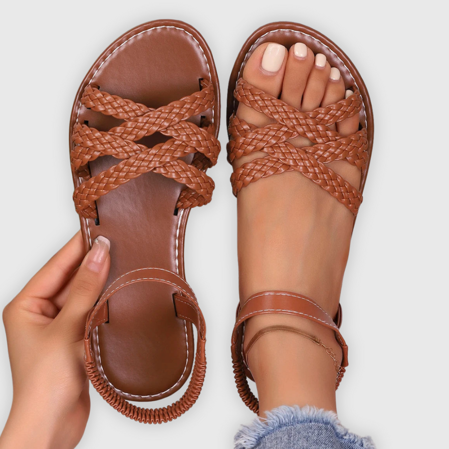 Women's sandals with crossing straps, an ankle strap and an open toe