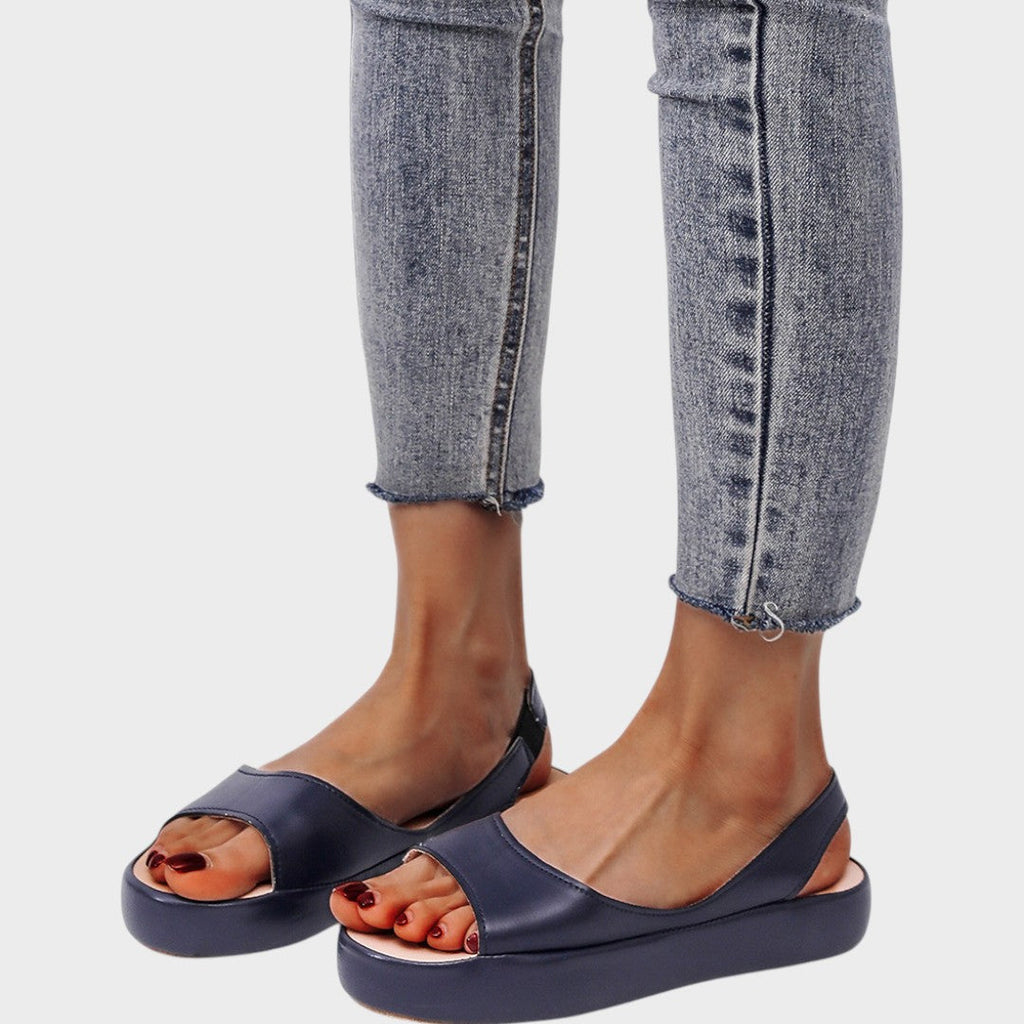 DOVE | WIDE-FIT ARCH-SUPPORT SANDALS