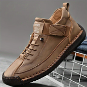 Women's trainers