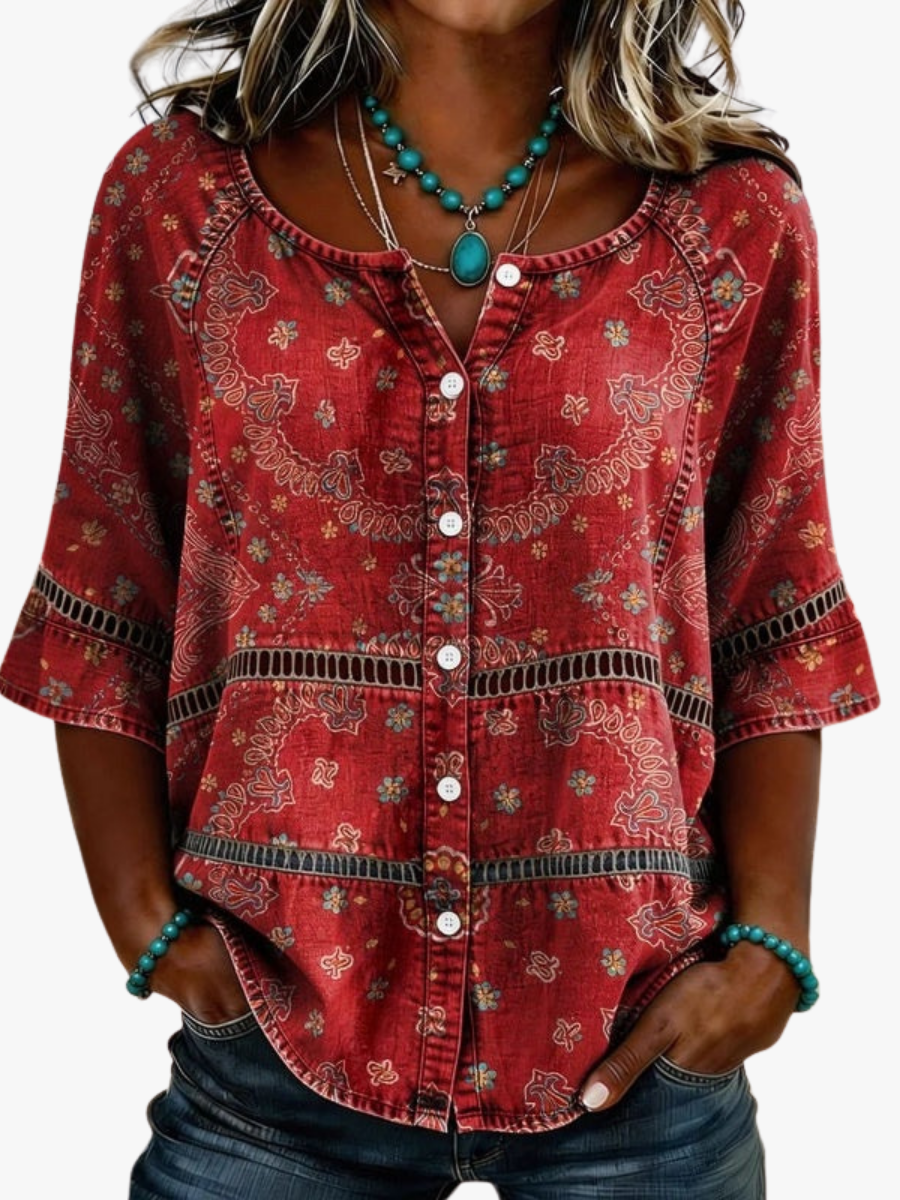 Women's shirt with an ornamental pattern, a button front and elbow-length sleeves