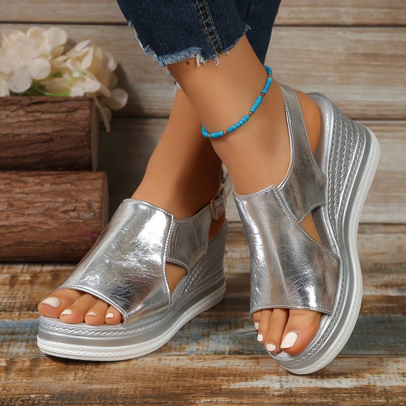BAYLIE | WIDE-FIT ANTI-SLIP SANDALS
