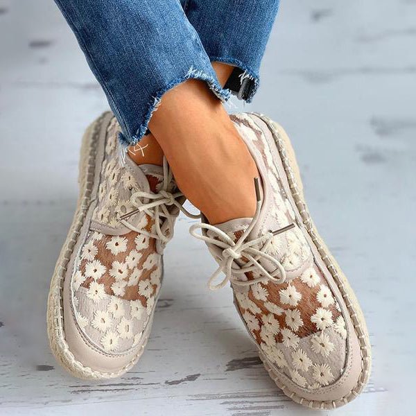 Women's shoes