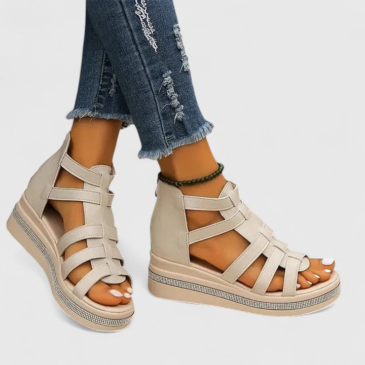 ADDISON | WIDE-FIT LIGHTWEIGHT SANDALS