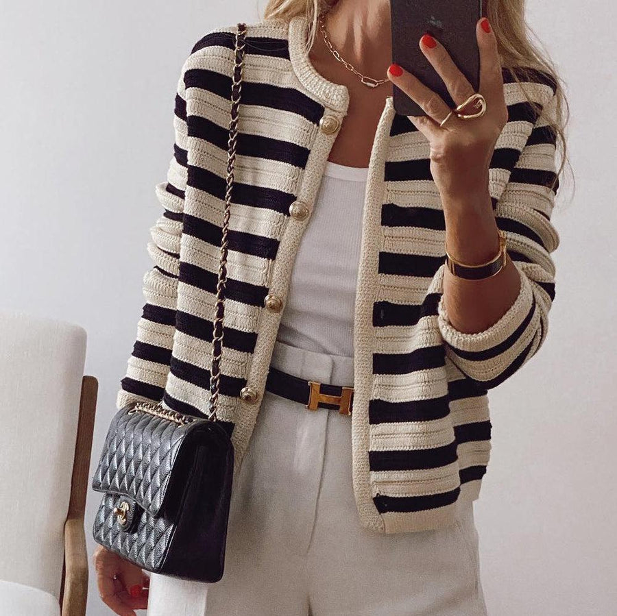 Women's cardigan with a striped pattern, an open front and contrasting trim