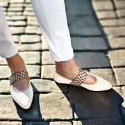 Women's mary jane shoes in Beige