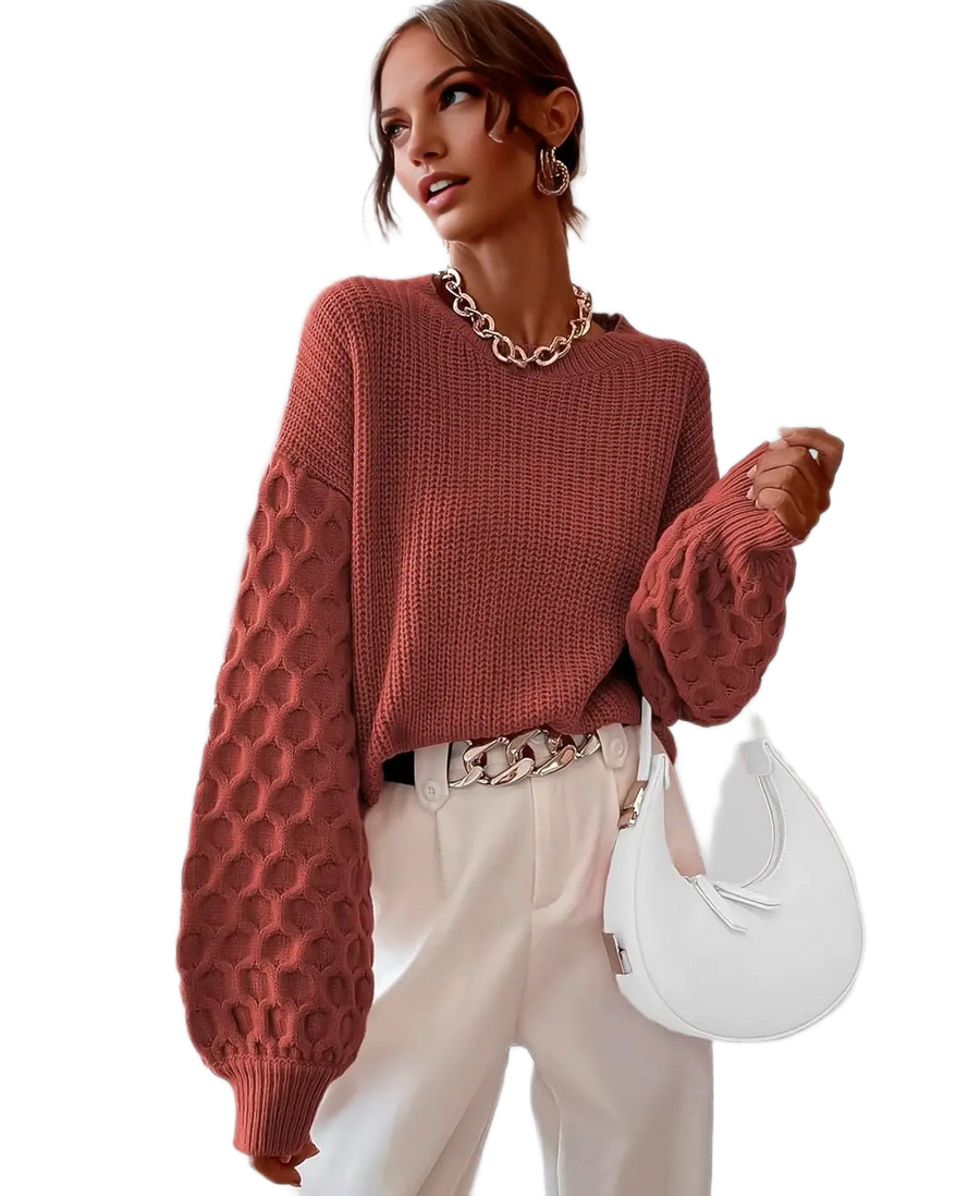 Women's jumper with textured sleeves, a round neckline and long sleeves